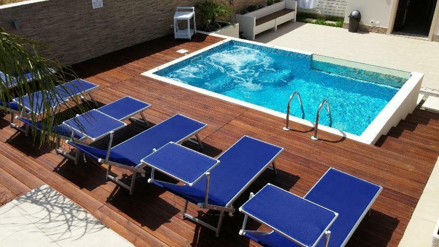 B&B Il Sole Кастеллуццо Экстерьер фото